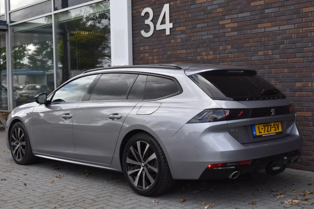 1.6 GT Line Avantage TREKHAAK!
