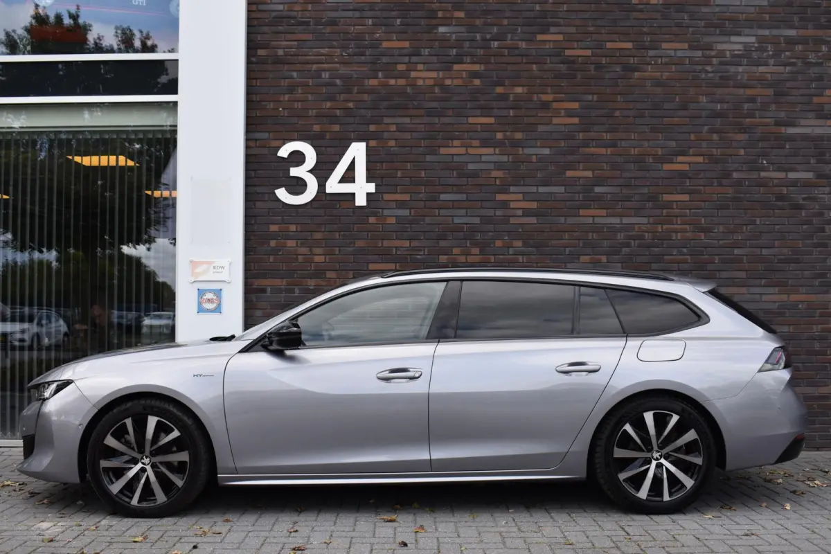 1.6 GT Line Avantage TREKHAAK!