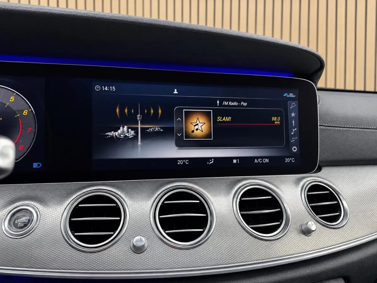 200 Premium Plus |Pano |Burmester |Sfeer |Camera |Stoelverw. |Alcantara