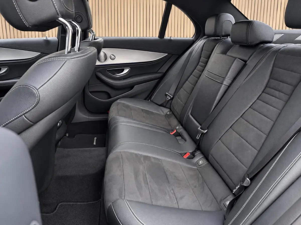 200 Premium Plus |Pano |Burmester |Sfeer |Camera |Stoelverw. |Alcantara