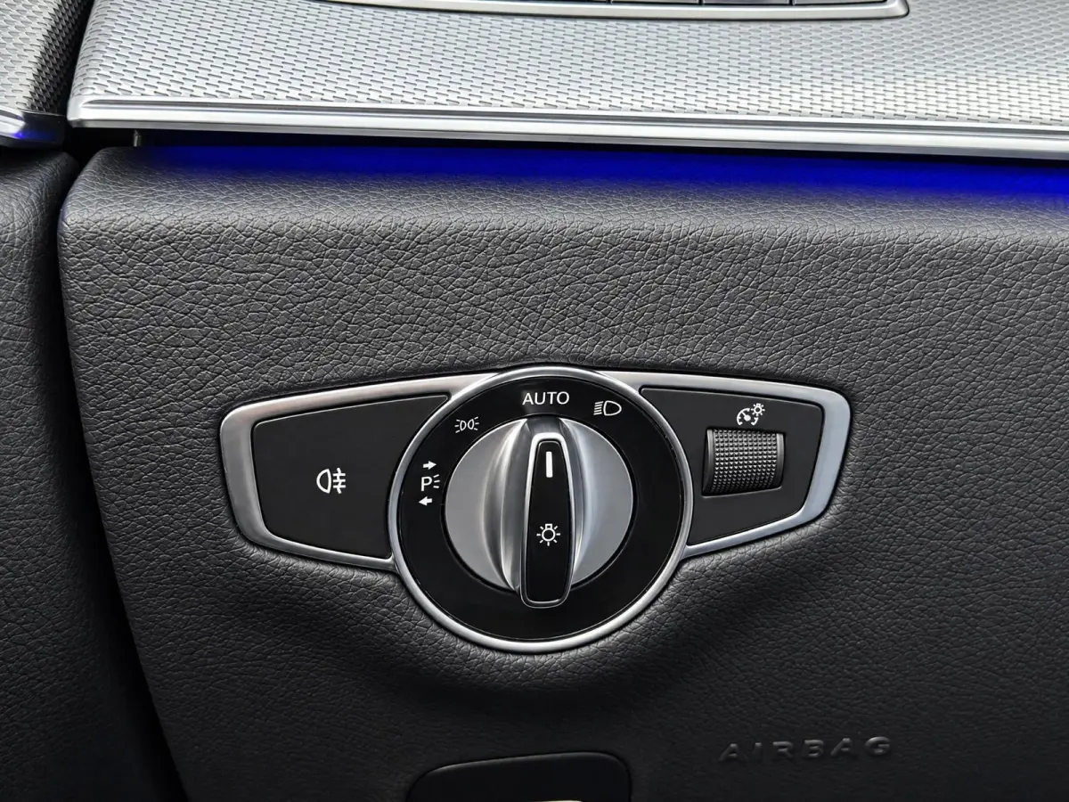 200 Premium Plus |Pano |Burmester |Sfeer |Camera |Stoelverw. |Alcantara