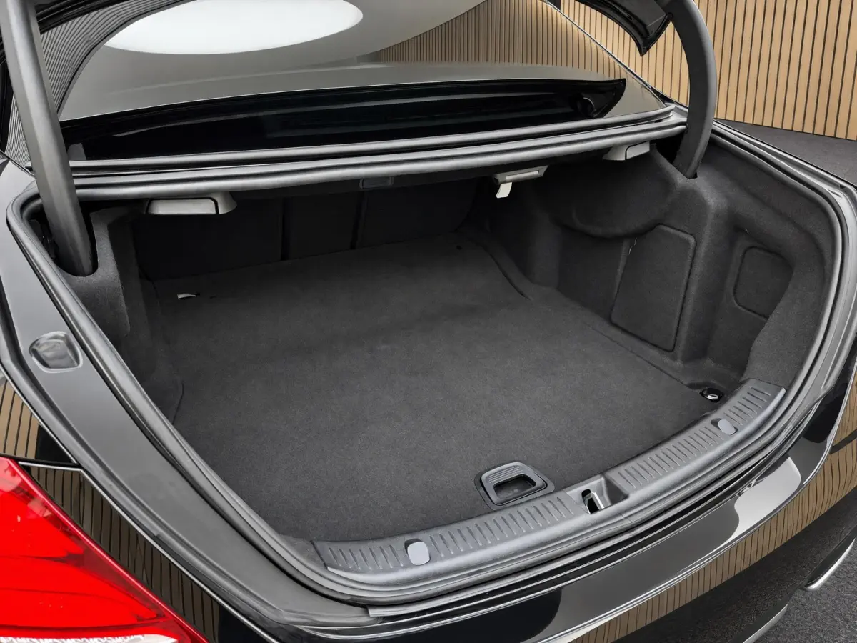 200 Premium Plus |Pano |Burmester |Sfeer |Camera |Stoelverw. |Alcantara