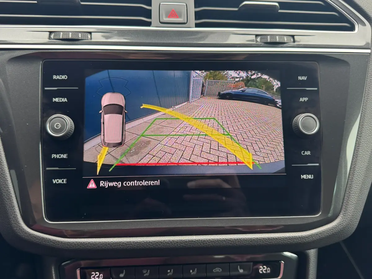 1.4 TSI Automaat R-Line * Led Plus * Parkeeramera * Stoelverwarming * Adaptieve Cruise Control *