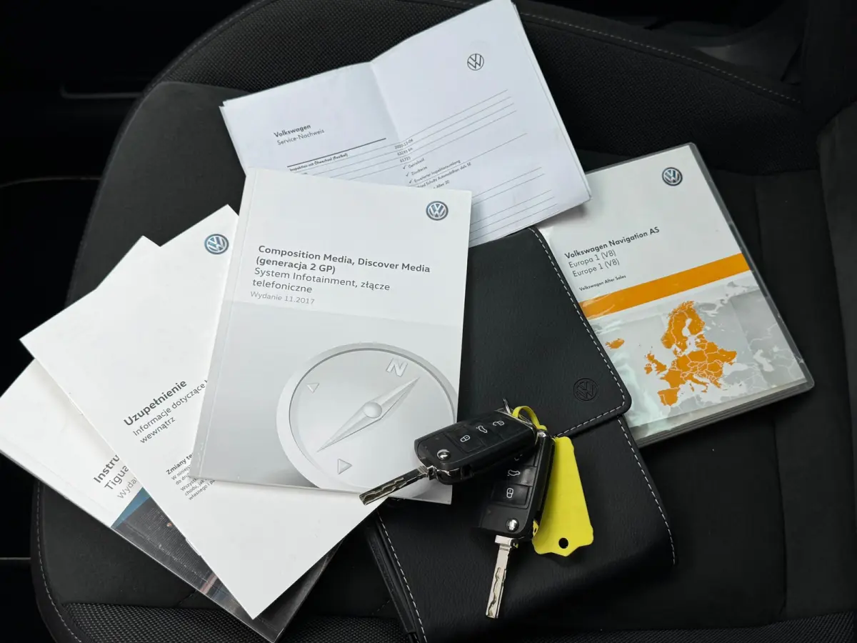 1.4 TSI Automaat R-Line * Led Plus * Parkeeramera * Stoelverwarming * Adaptieve Cruise Control *