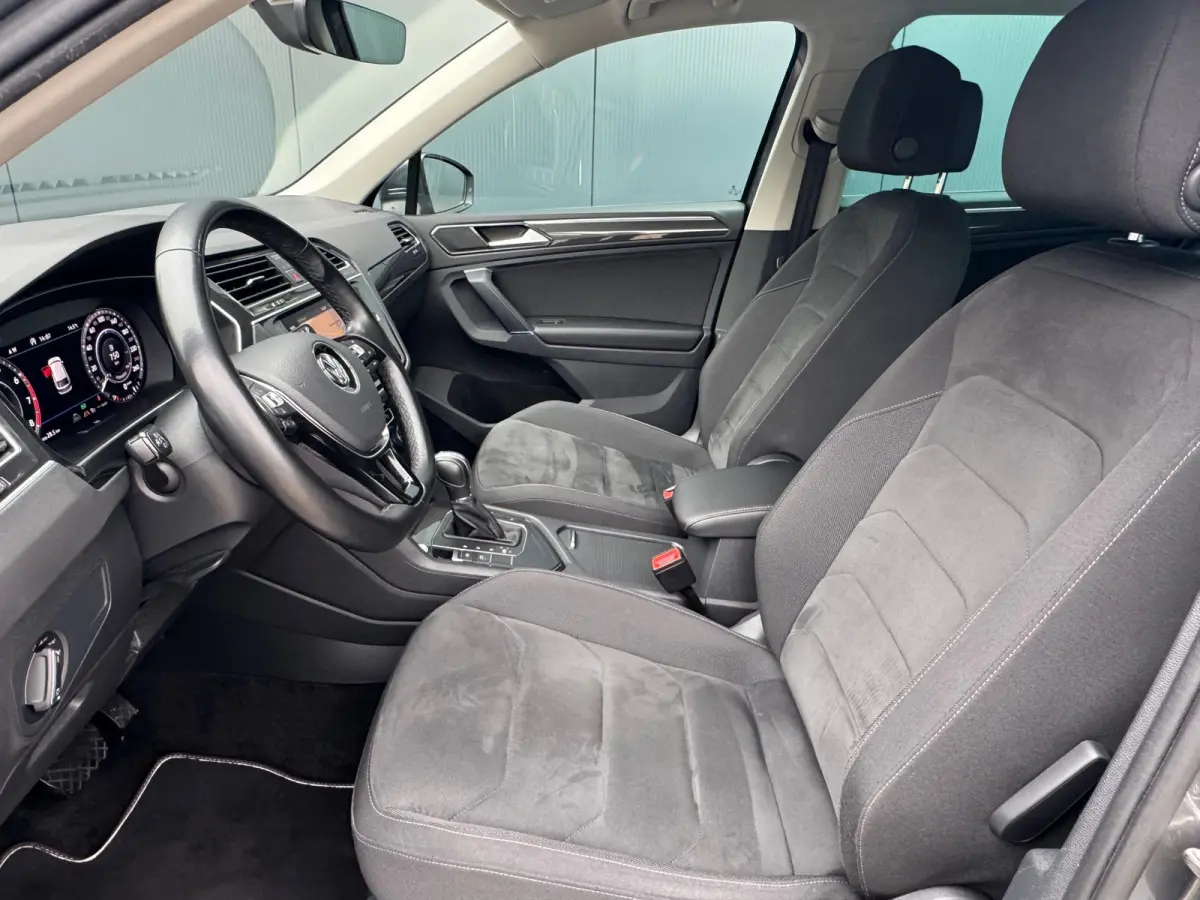 1.4 TSI Automaat R-Line * Led Plus * Parkeeramera * Stoelverwarming * Adaptieve Cruise Control *