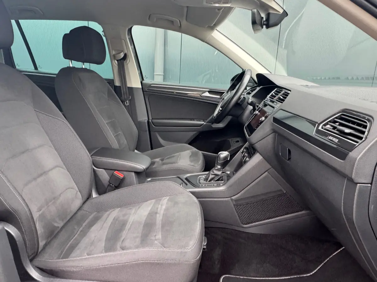 1.4 TSI Automaat R-Line * Led Plus * Parkeeramera * Stoelverwarming * Adaptieve Cruise Control *