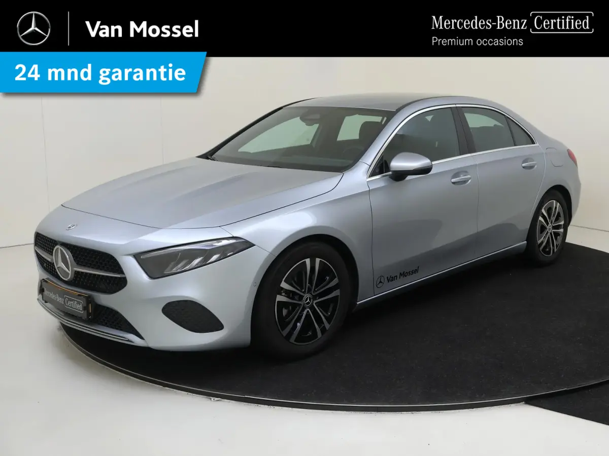 A180 Star Edition Luxury Line - Achteruitrijcamera - Stoelverwarming - Carplay - Thermotronic