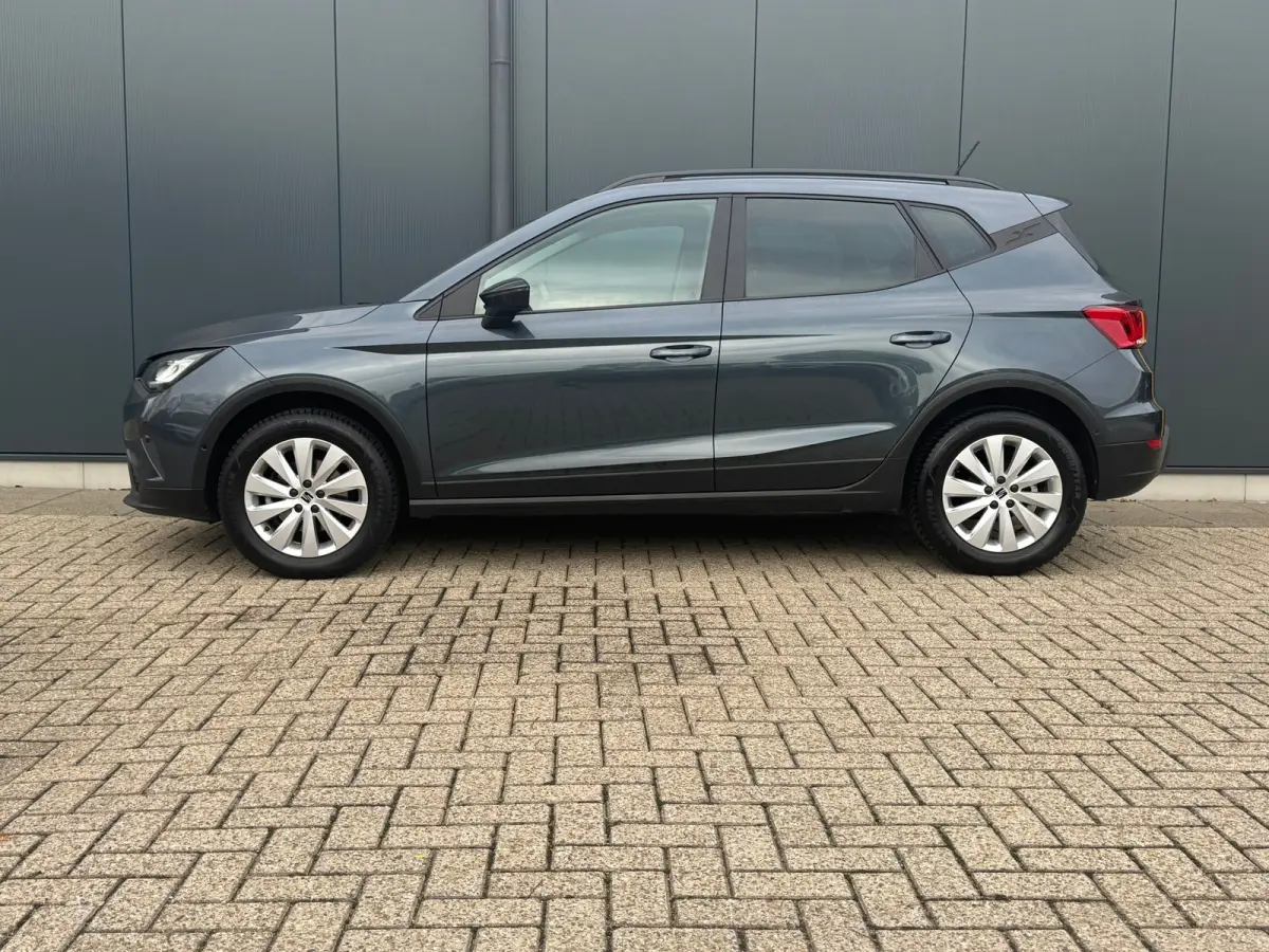 1.0 TSI 110pk Style * AUTOMAAT* Navigatiesysteem* Parkeercamera * Alcantara *