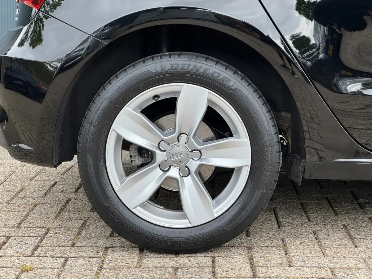 1.0 TFSI Pro Line * Stoelverwarming * Led * Lichtmetalen Velgen