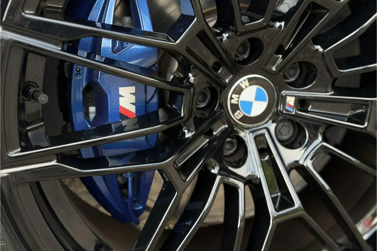 330e M-Sport | 19,5 kWh Accu | Panodak | Head-Up | Memory | Trekhaak | 360° Camera | Fabrieksgarantie