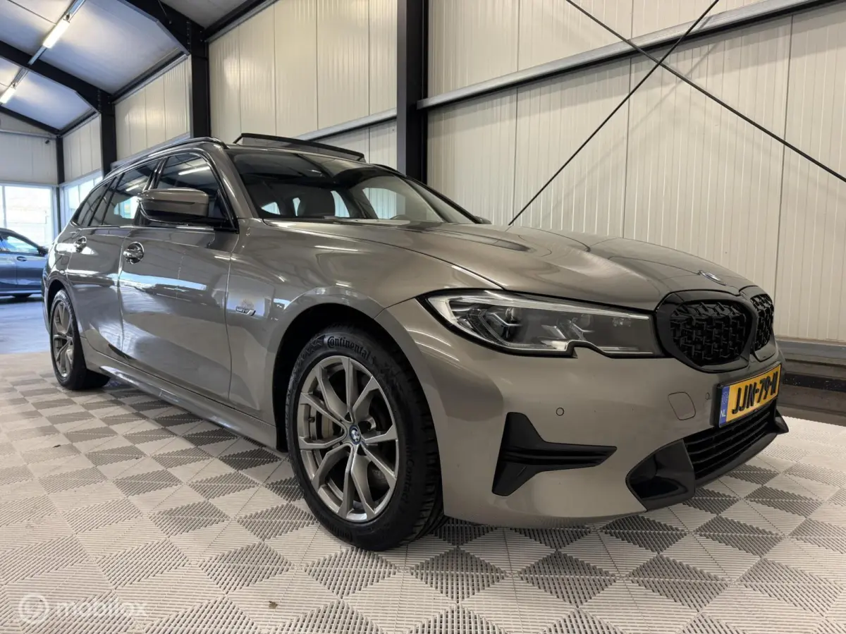 330e Sport Line | Laser | HUD | PANO