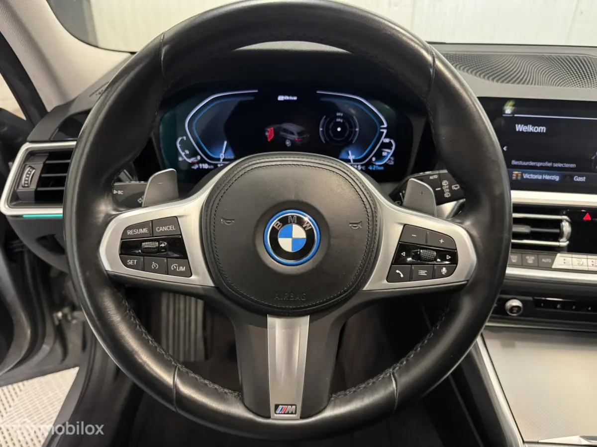 330e Sport Line | Laser | HUD | PANO