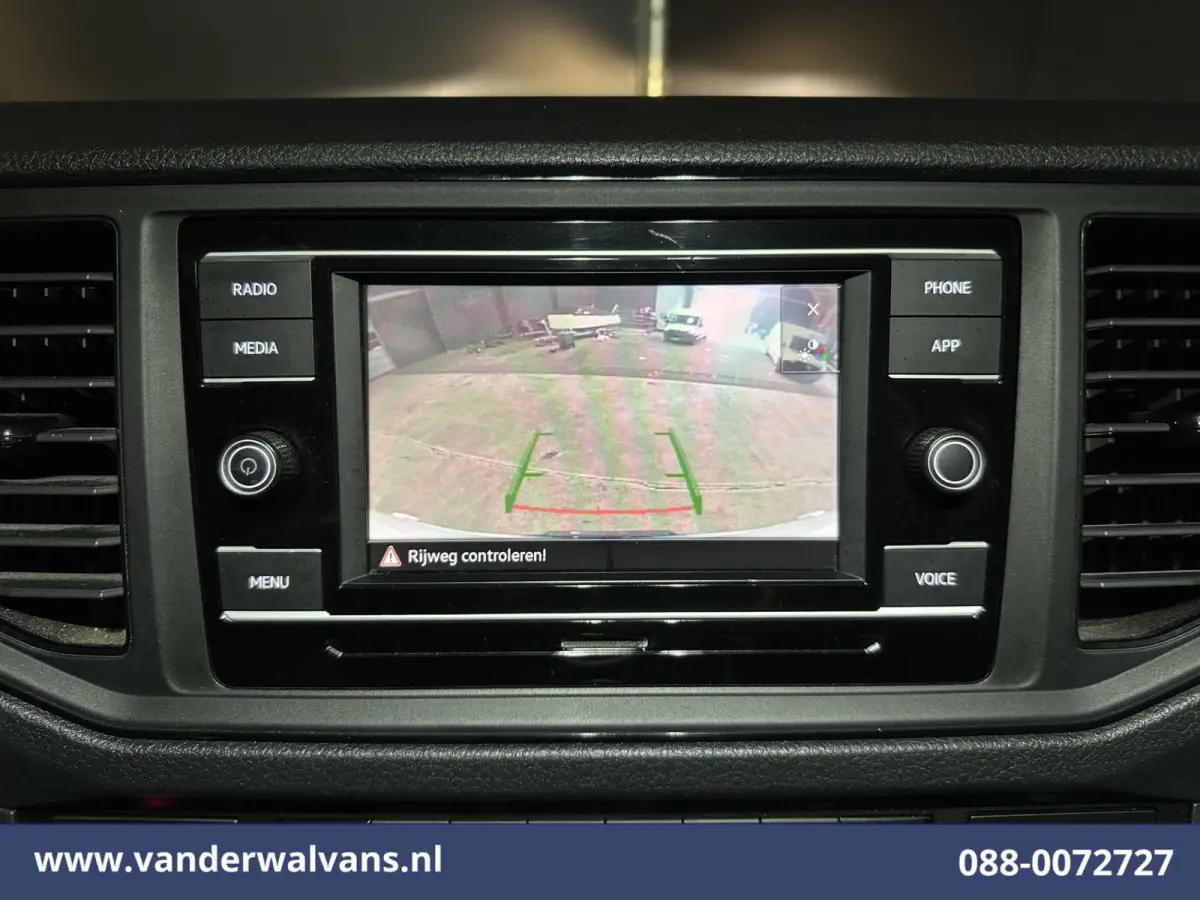 2.0 TDI 141pk L3H3 L2H2 Euro6 Airco | Camera | Apple Carplay | Android Auto | Cruisecontrol | Massagestoel Chauffeursstoel, 2800kg trekvermogen