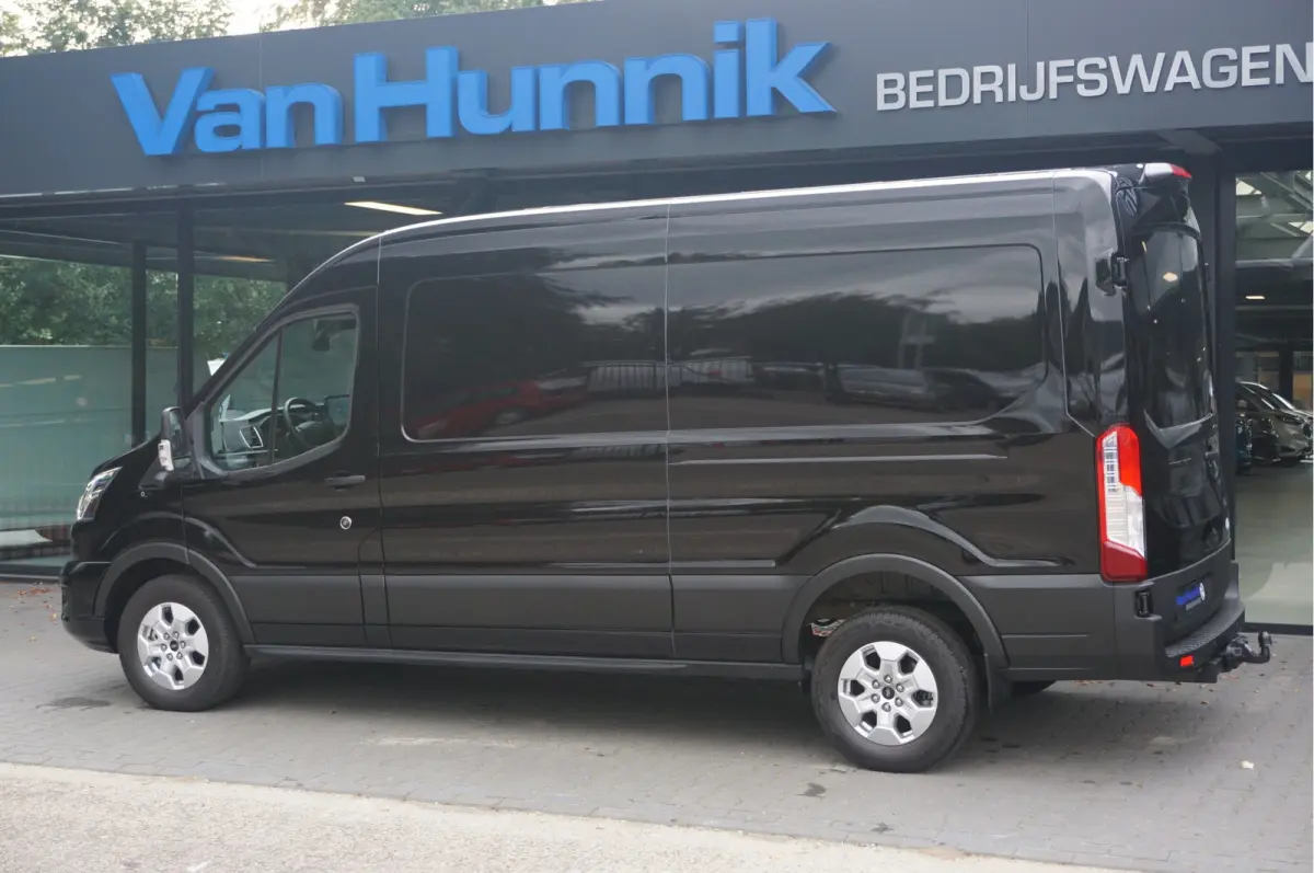 350L L3H2 Limited AUT-10 RWD 165PK BPM VRIJ 3.5T Trekhaak, Navi, Adap. Cruise, 360° Cam!! NR. A200