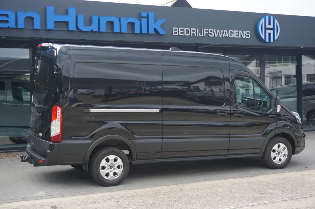 350L L3H2 Limited AUT-10 RWD 165PK BPM VRIJ 3.5T Trekhaak, Navi, Adap. Cruise, 360° Cam!! NR. A210