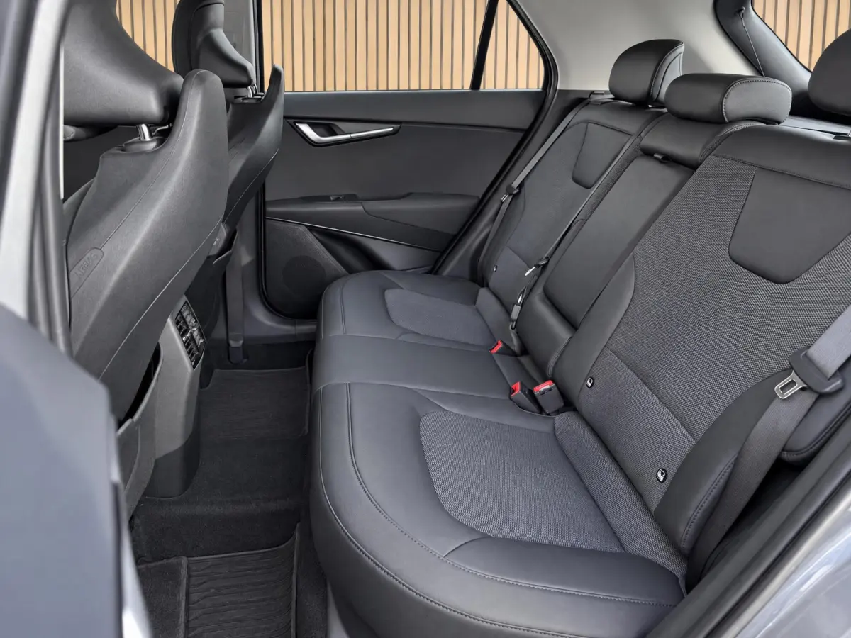 1.6 GDi PHEV DynamicLine |Camera |Elektr. stoel |Keyless |ACC