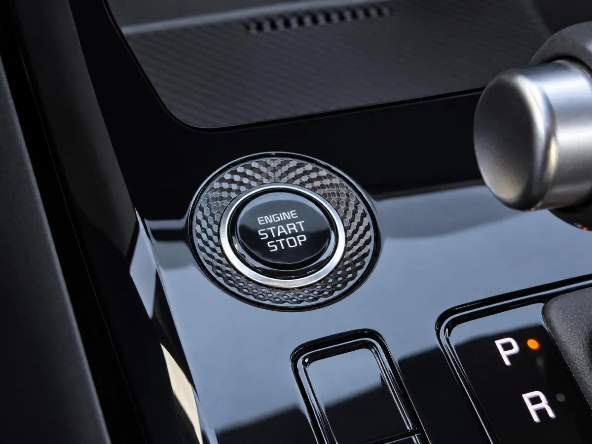 1.6 GDi PHEV DynamicLine |Camera |Elektr. stoel |Keyless |ACC