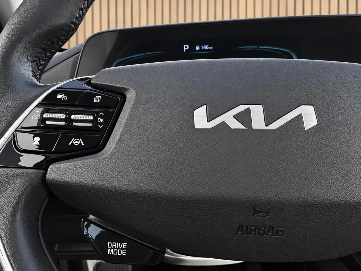 1.6 GDi PHEV DynamicLine |Camera |Elektr. stoel |Keyless |ACC