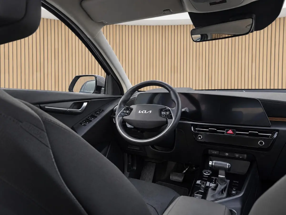 1.6 GDi PHEV DynamicLine |Camera |Elektr. stoel |Keyless |ACC