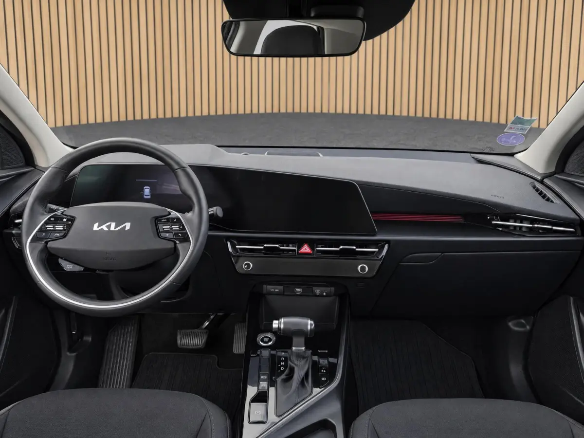 1.6 GDi PHEV DynamicLine |Camera |Elektr. stoel |Keyless |ACC