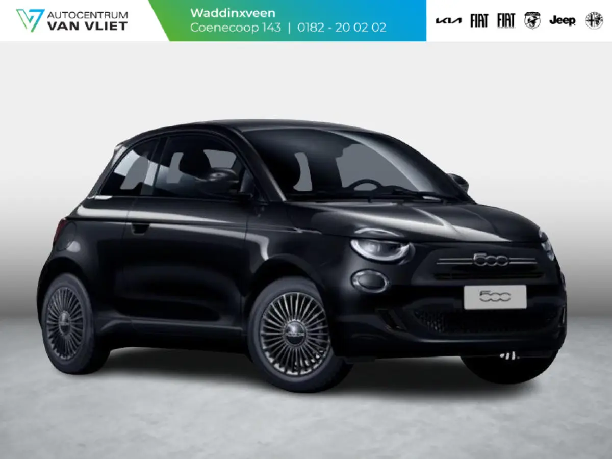 Hybrid Torino Launch Edition | Clima | Carplay | PDC | Priv Glass | Onyx Black