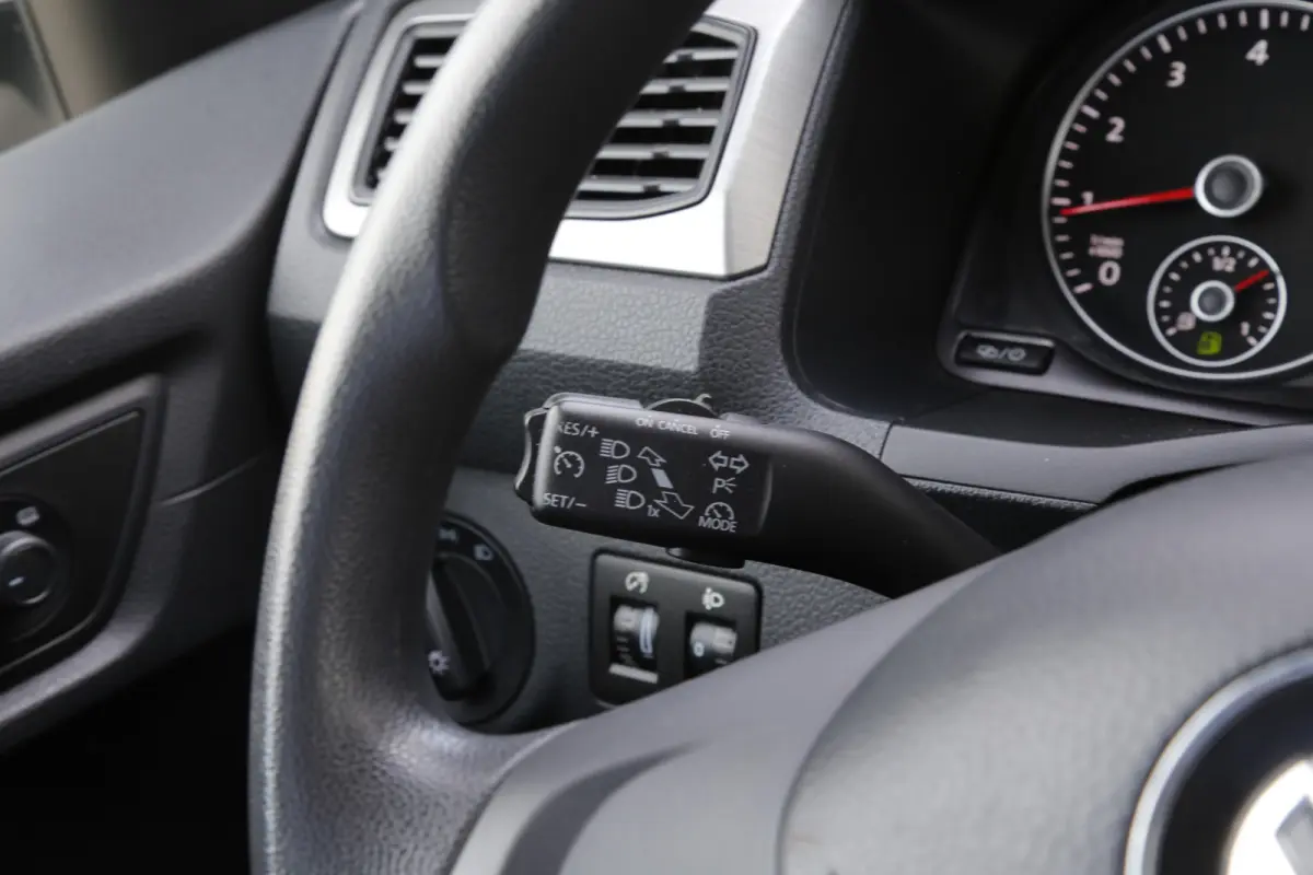 1.4 TGI Trendline 5 Persoons Automaat*Perfect VW Onderh.*2x zijschuifdeur/Stoelverw./Climate-Control/Parkeersens.V+A*