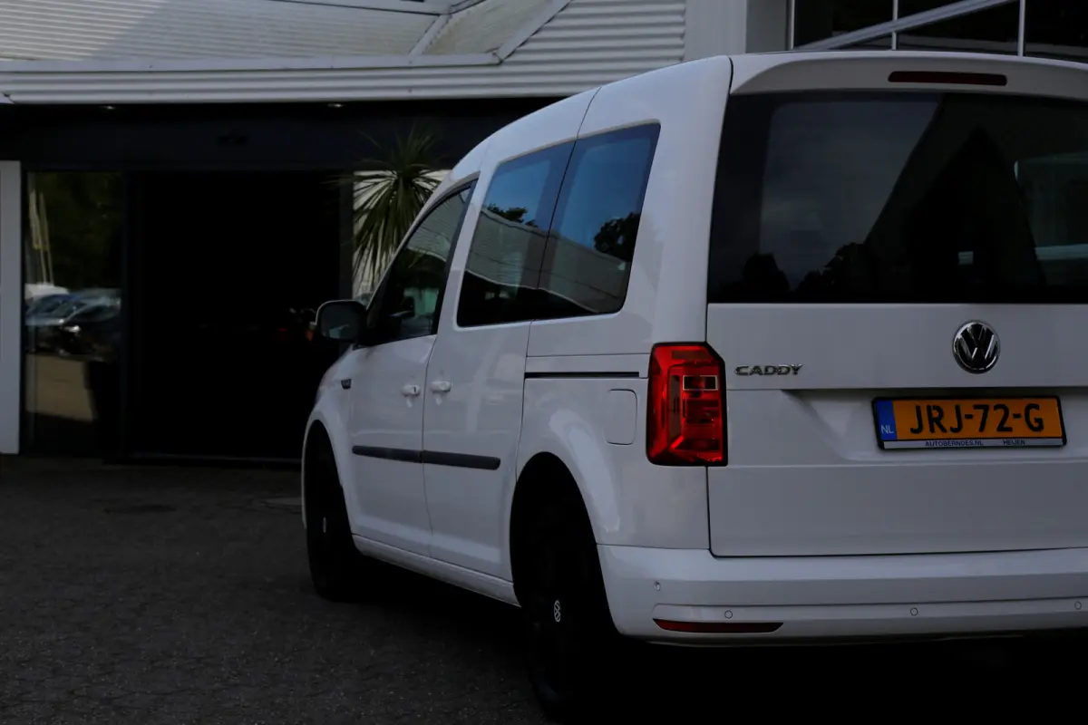 1.4 TGI Trendline 5 Persoons Automaat*Perfect VW Onderh.*2x zijschuifdeur/Stoelverw./Climate-Control/Parkeersens.V+A*