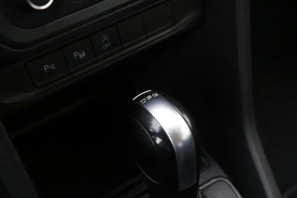 1.4 TGI Trendline 5 Persoons Automaat*Perfect VW Onderh.*2x zijschuifdeur/Stoelverw./Climate-Control/Parkeersens.V+A*