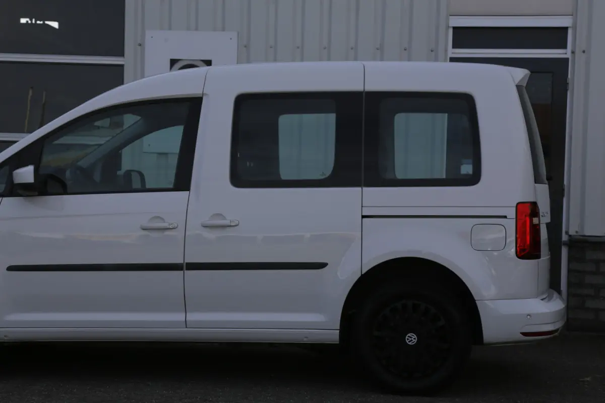 1.4 TGI Trendline 5 Persoons Automaat*Perfect VW Onderh.*2x zijschuifdeur/Stoelverw./Climate-Control/Parkeersens.V+A*