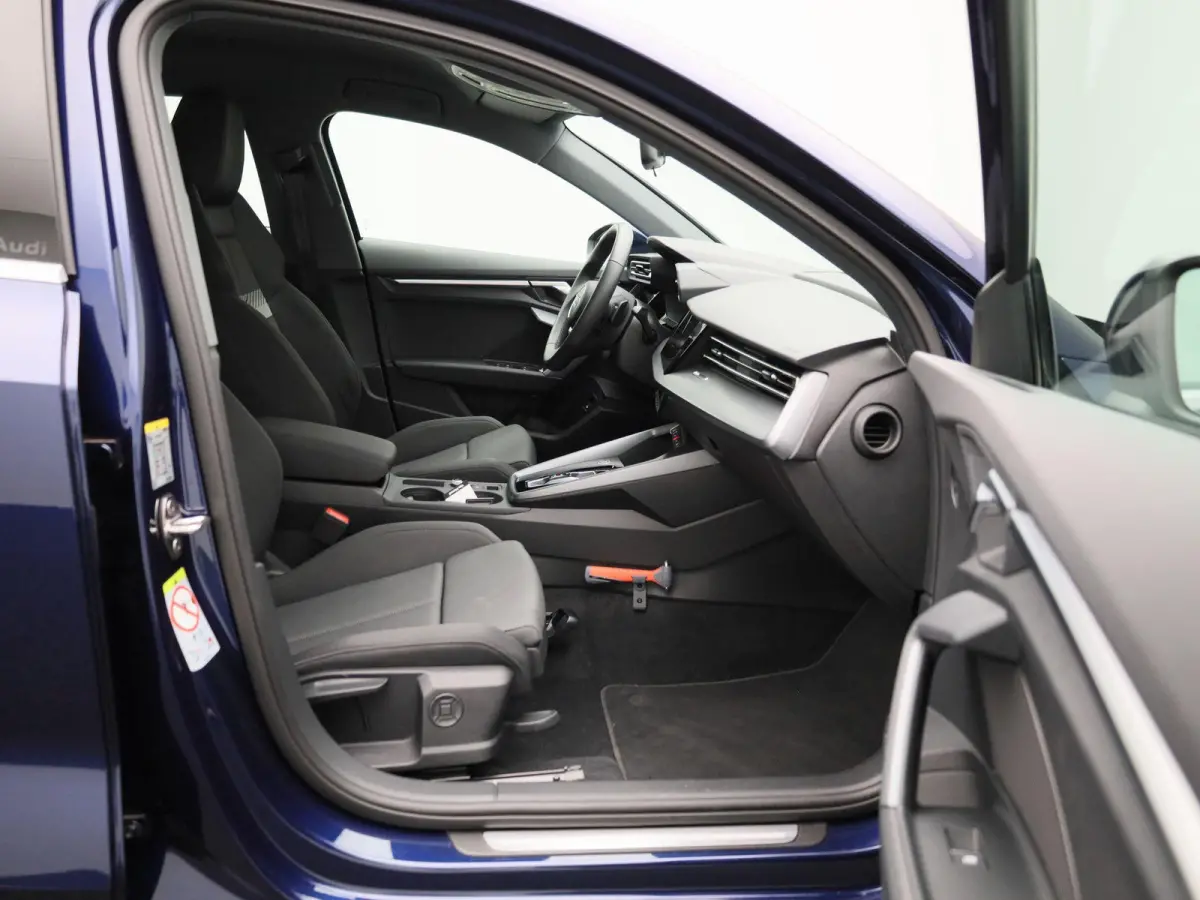 40 TFSI e Advanced edition 204 PK | Demo | Cruise control l Airco l Navigatie l Elektr. instel. bestuurd.stoel l Parkeersensoren l Apple Carplay / Android Auto l Audi drive select l