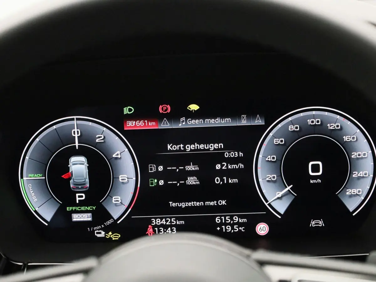 40 TFSI e Advanced edition 204 PK | Demo | Cruise control l Airco l Navigatie l Elektr. instel. bestuurd.stoel l Parkeersensoren l Apple Carplay / Android Auto l Audi drive select l