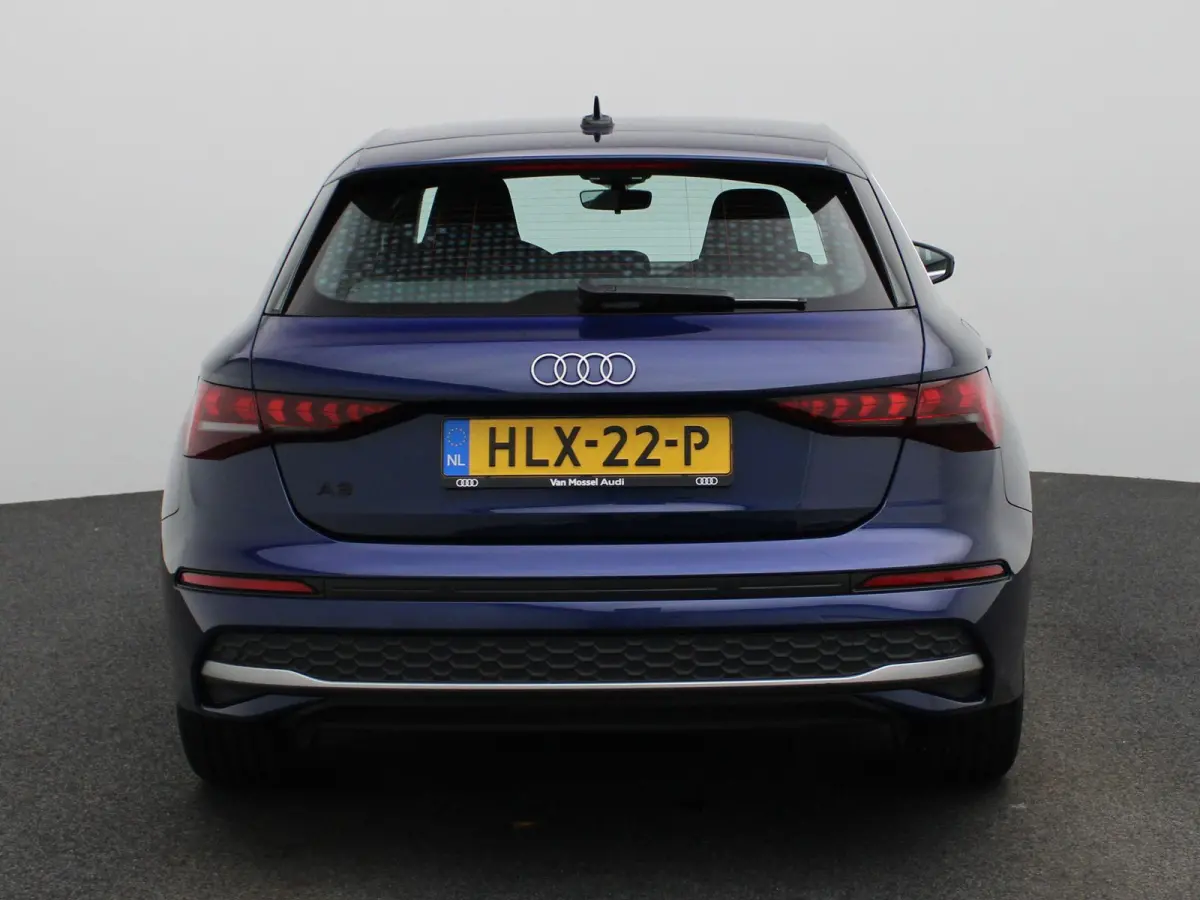 40 TFSI e Advanced edition 204 PK | Demo | Cruise control l Airco l Navigatie l Elektr. instel. bestuurd.stoel l Parkeersensoren l Apple Carplay / Android Auto l Audi drive select l
