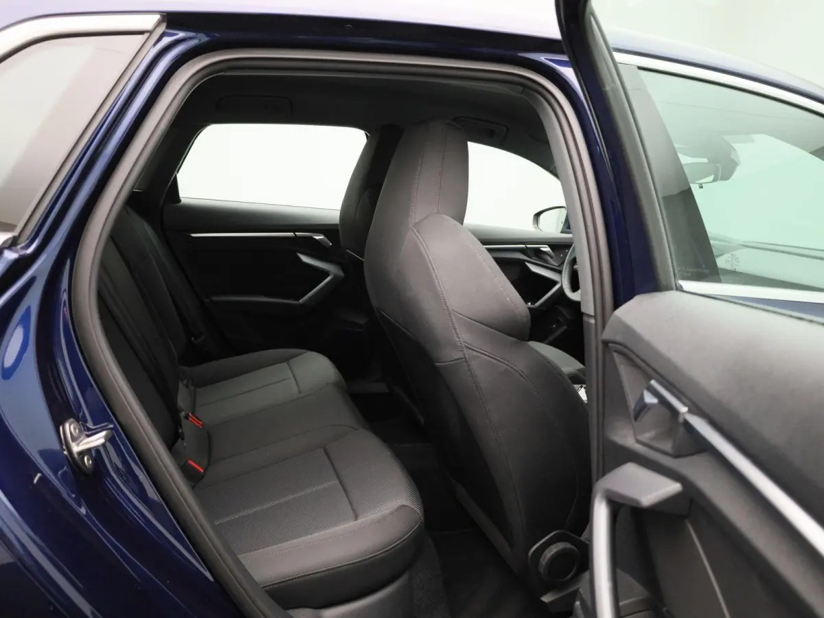 40 TFSI e Advanced edition 204 PK | Demo | Cruise control l Airco l Navigatie l Elektr. instel. bestuurd.stoel l Parkeersensoren l Apple Carplay / Android Auto l Audi drive select l
