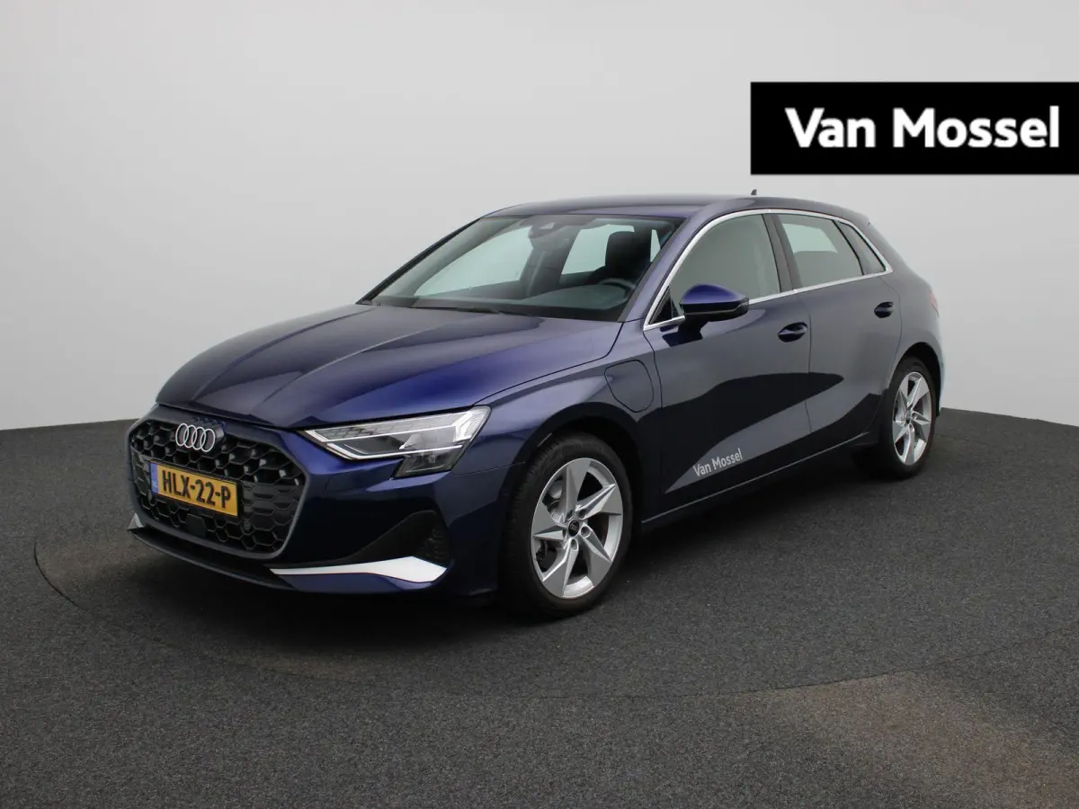 40 TFSI e Advanced edition 204 PK | Demo | Cruise control l Airco l Navigatie l Elektr. instel. bestuurd.stoel l Parkeersensoren l Apple Carplay / Android Auto l Audi drive select l