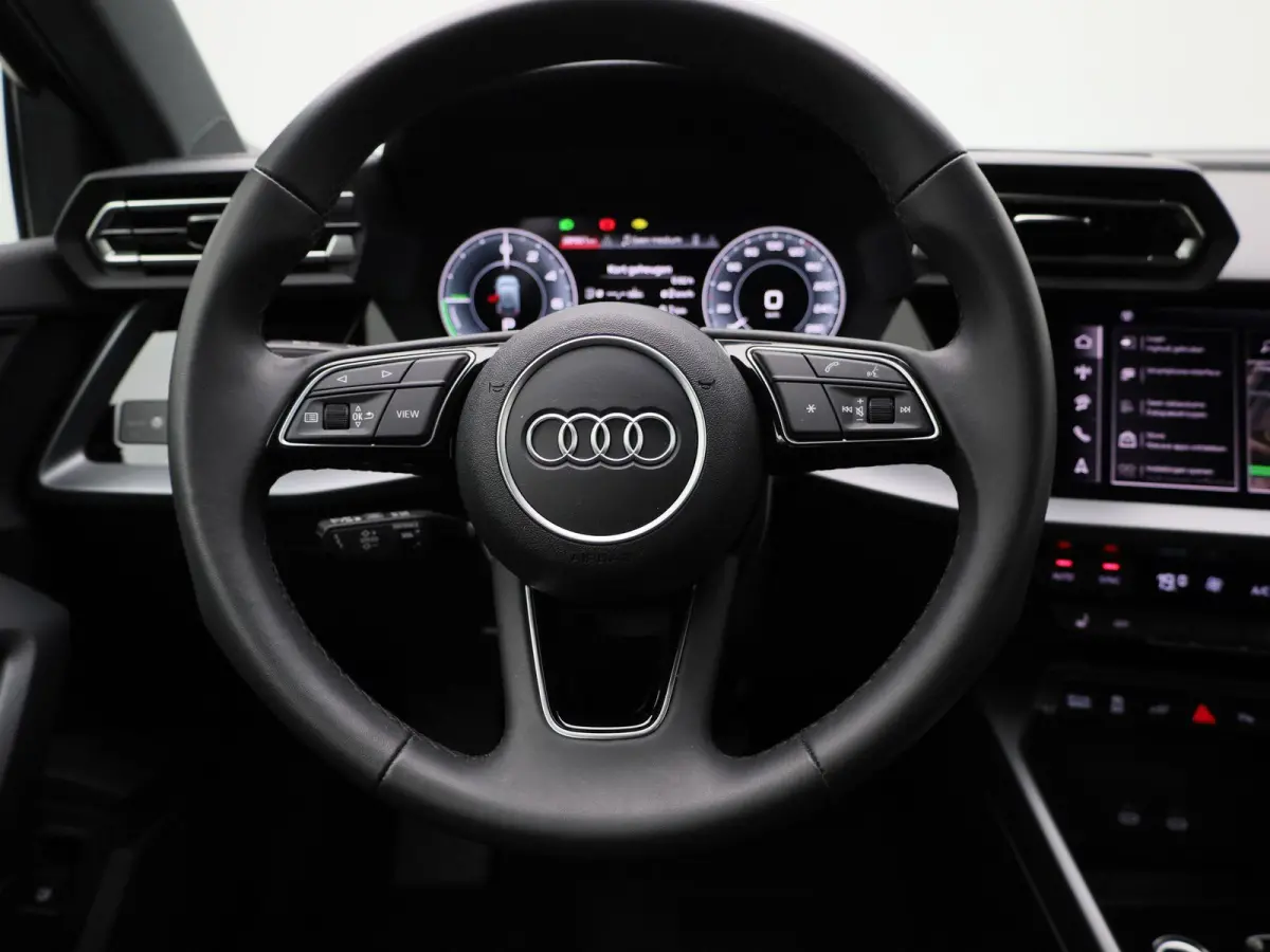 40 TFSI e Advanced edition 204 PK | Demo | Cruise control l Airco l Navigatie l Elektr. instel. bestuurd.stoel l Parkeersensoren l Apple Carplay / Android Auto l Audi drive select l