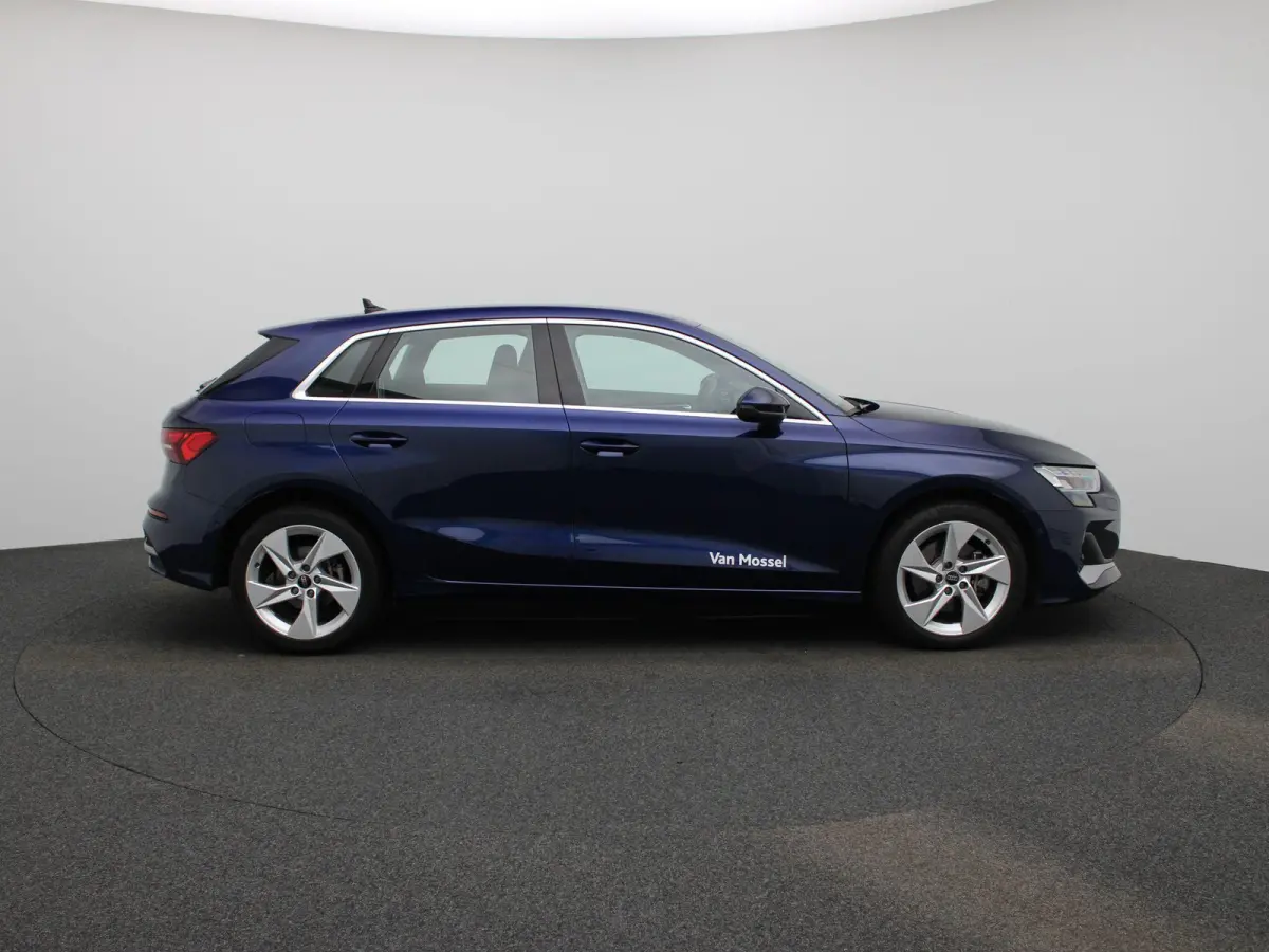 40 TFSI e Advanced edition 204 PK | Demo | Cruise control l Airco l Navigatie l Elektr. instel. bestuurd.stoel l Parkeersensoren l Apple Carplay / Android Auto l Audi drive select l