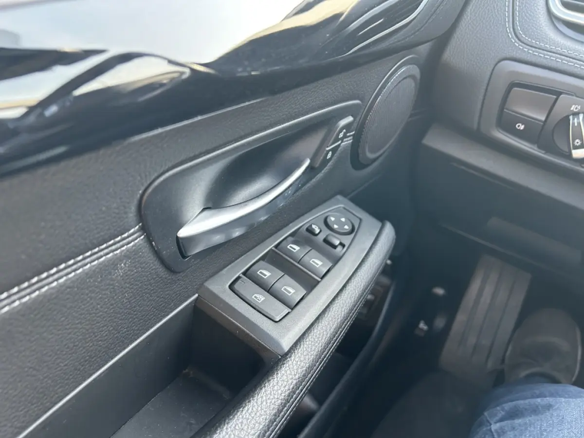 225xe iPerformance | Hybride | Panodak | Leder
