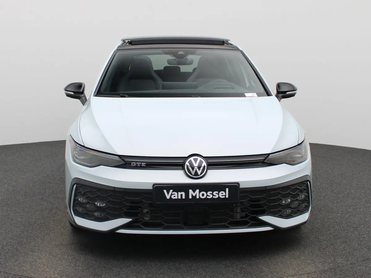 1.5 eHybrid GTE | Automaat | Panoramadak | Navigatie | Apple Carplay / Android Auto | Trekhaak Inklapbaar | Digital Cockpit | Advanced Keyless | Heads-up Display | Stoel- Stuurverwarming | L