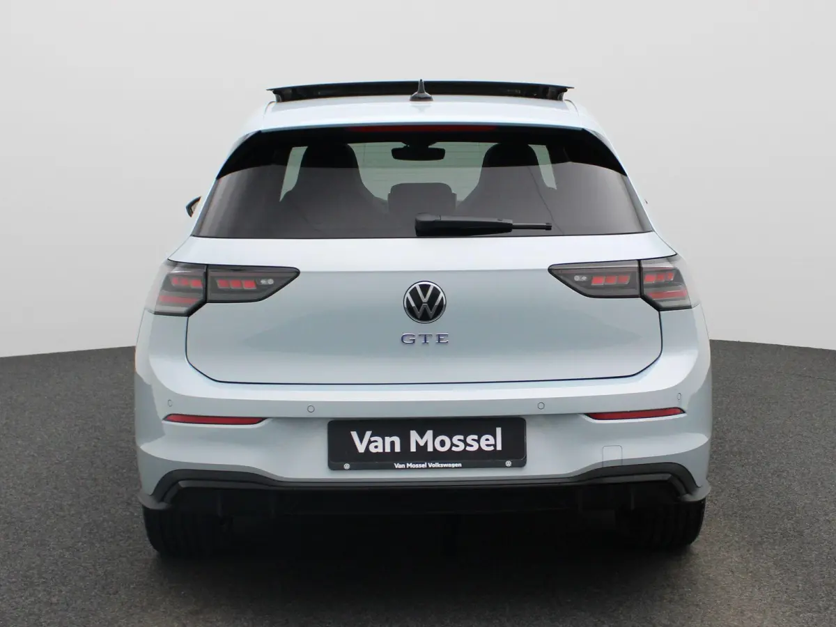 1.5 eHybrid GTE | Automaat | Panoramadak | Navigatie | Apple Carplay / Android Auto | Trekhaak Inklapbaar | Digital Cockpit | Advanced Keyless | Heads-up Display | Stoel- Stuurverwarming | L
