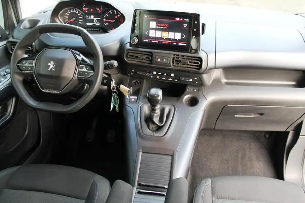 1.2 Puretech Allure | Clima | Navi | Carplay