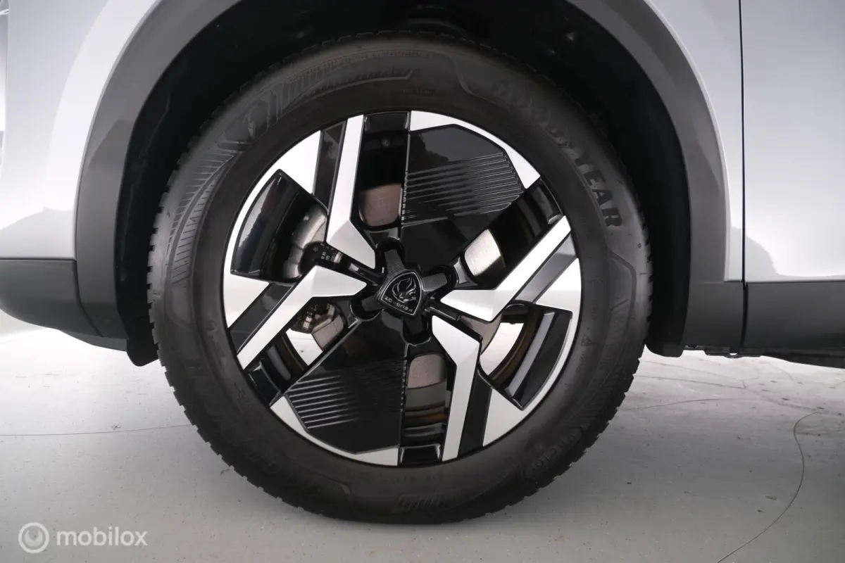 1.2 Hybrid 136 GT automaat leer|led|cam360|ecc|dab|lmv17