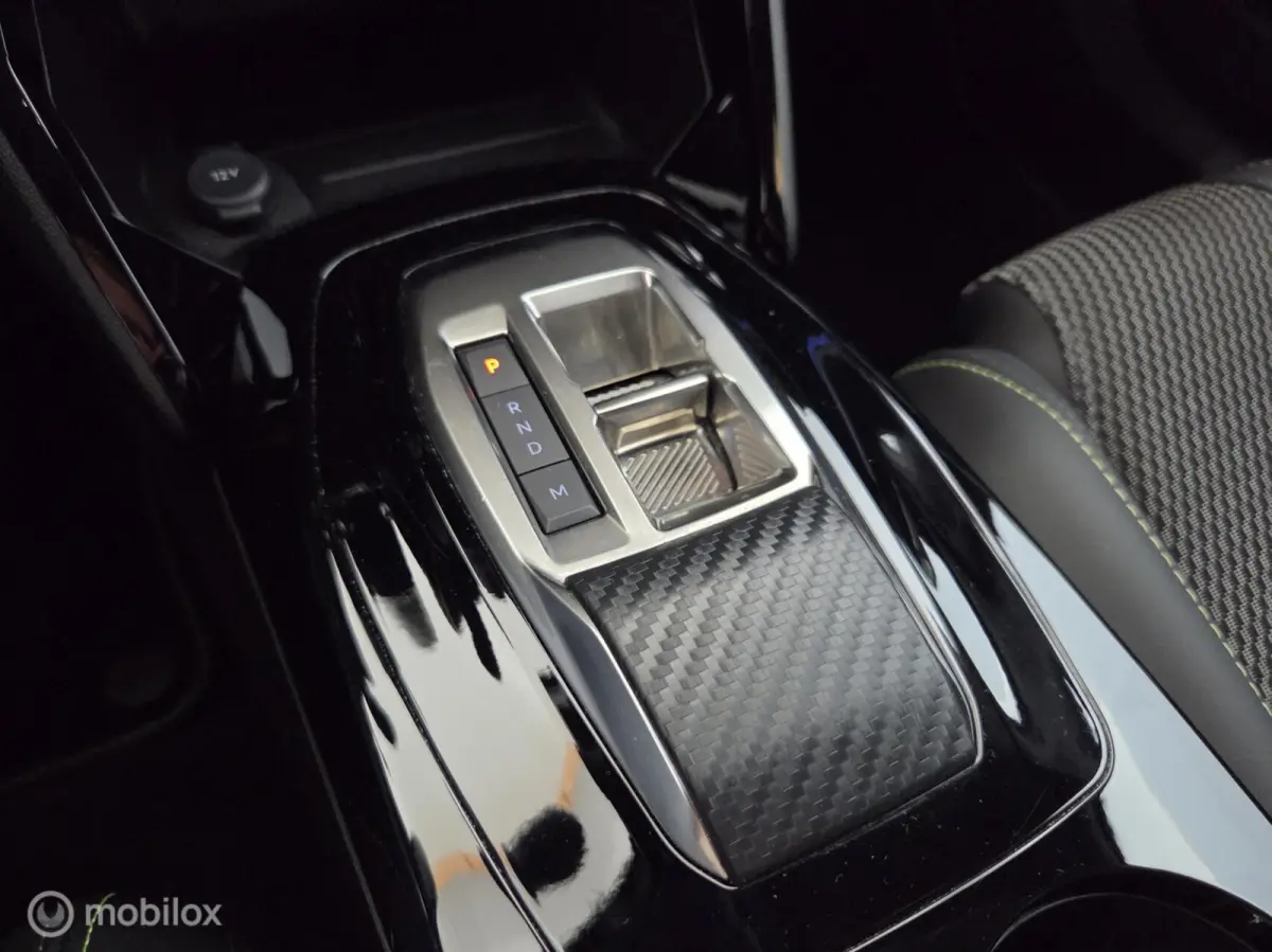 1.2 Hybrid 136 GT automaat leer|led|cam360|ecc|dab|lmv17