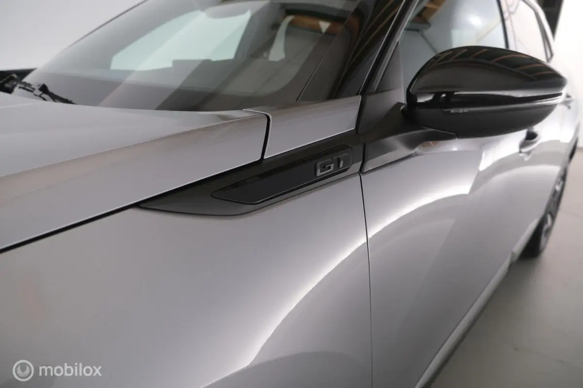 1.2 Hybrid 136 GT automaat leer|led|cam360|ecc|dab|lmv17
