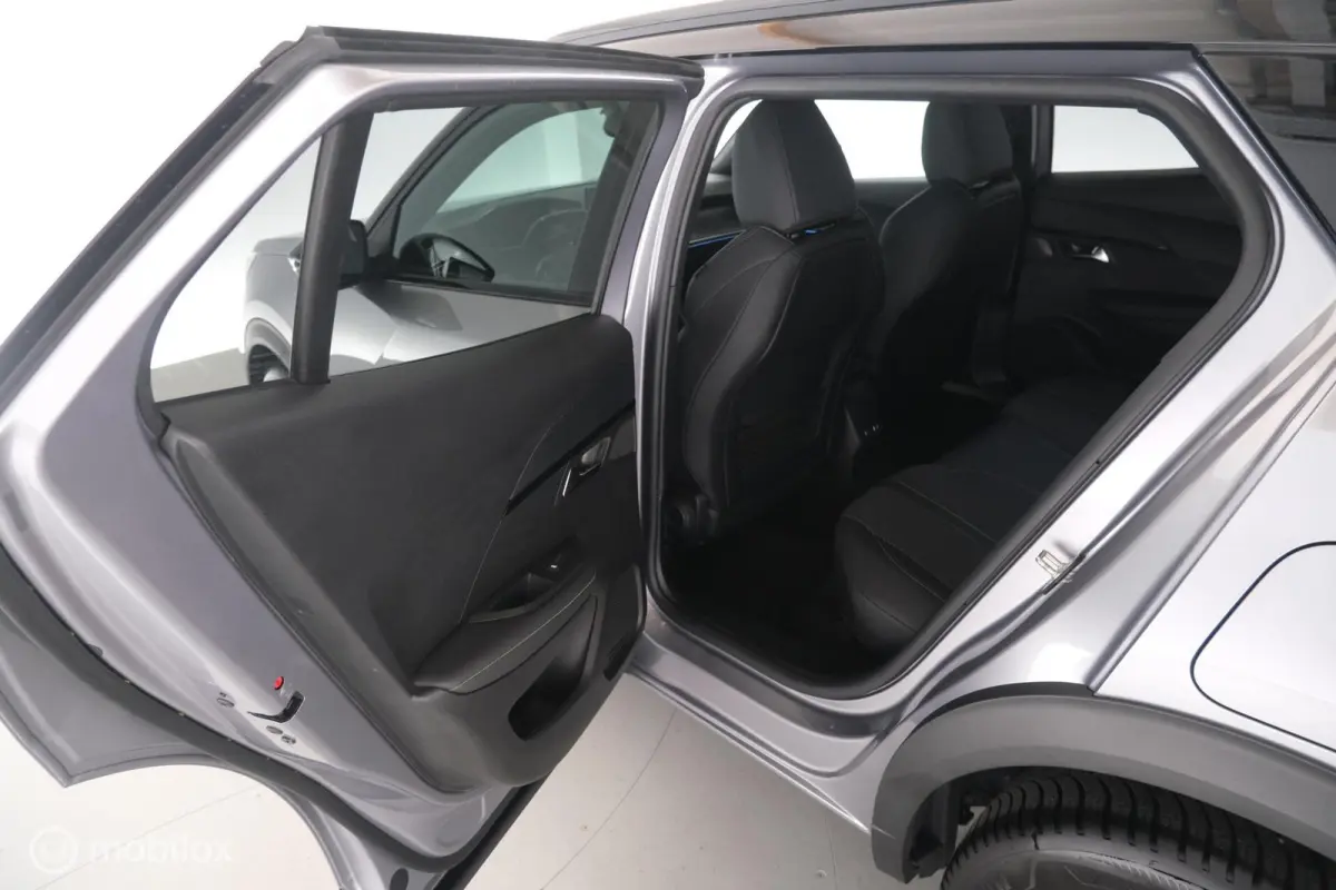 1.2 Hybrid 136 GT automaat leer|led|cam360|ecc|dab|lmv17