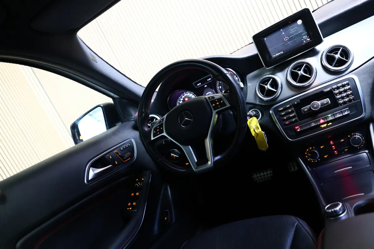 GLA 250 AUTOM 63000km AMG PANODAK LED AFN-TRHAK "15