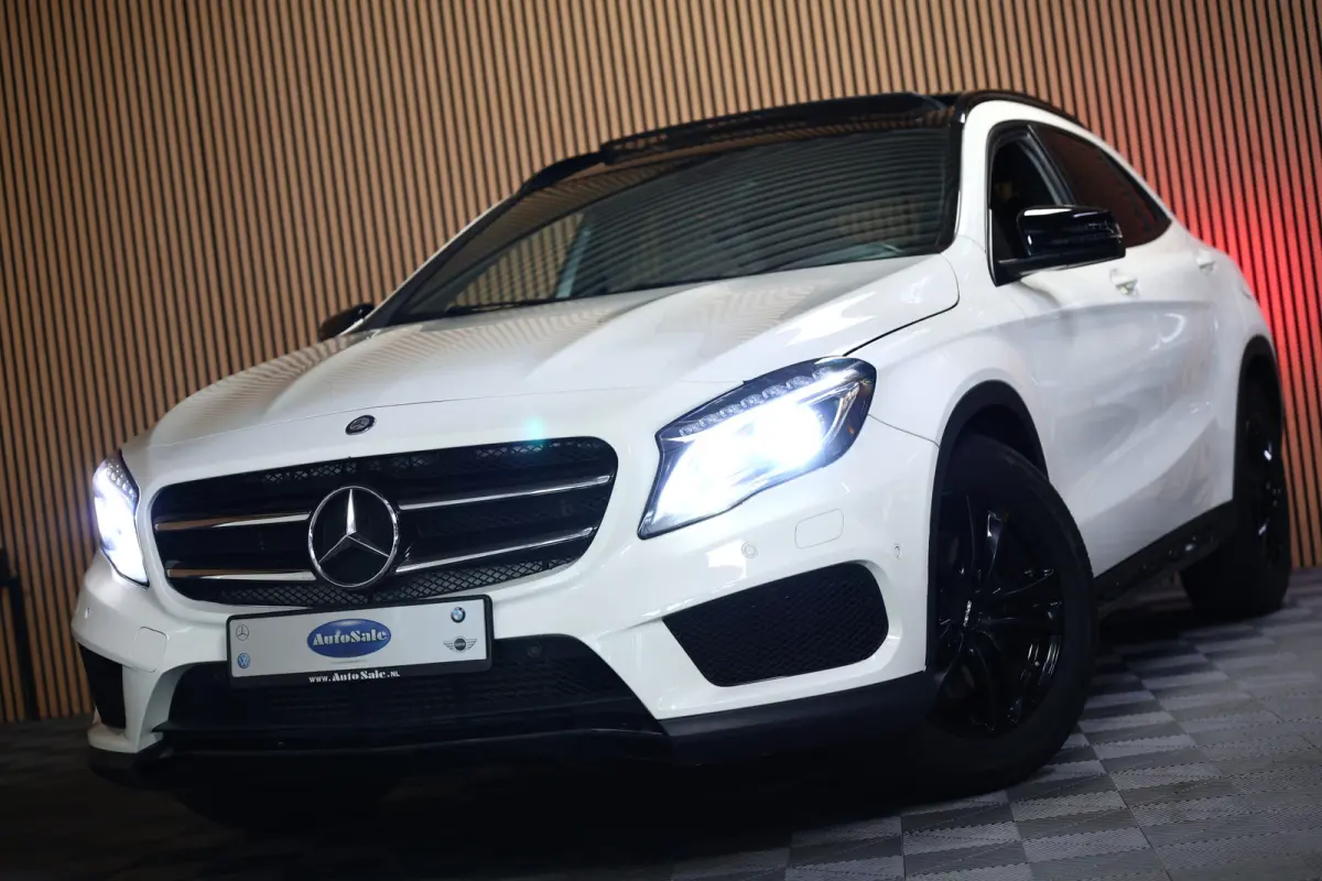 GLA 250 AUTOM 63000km AMG PANODAK LED AFN-TRHAK "15