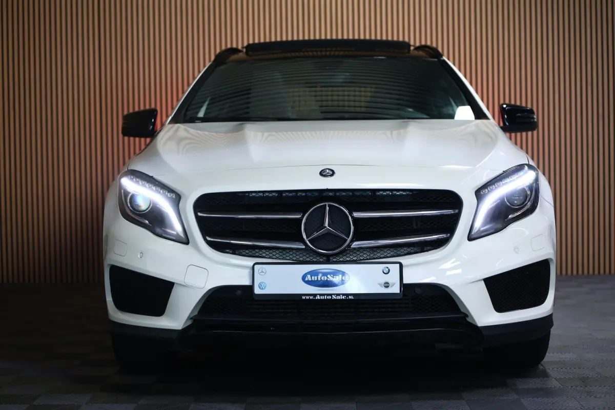 GLA 250 AUTOM 63000km AMG PANODAK LED AFN-TRHAK "15