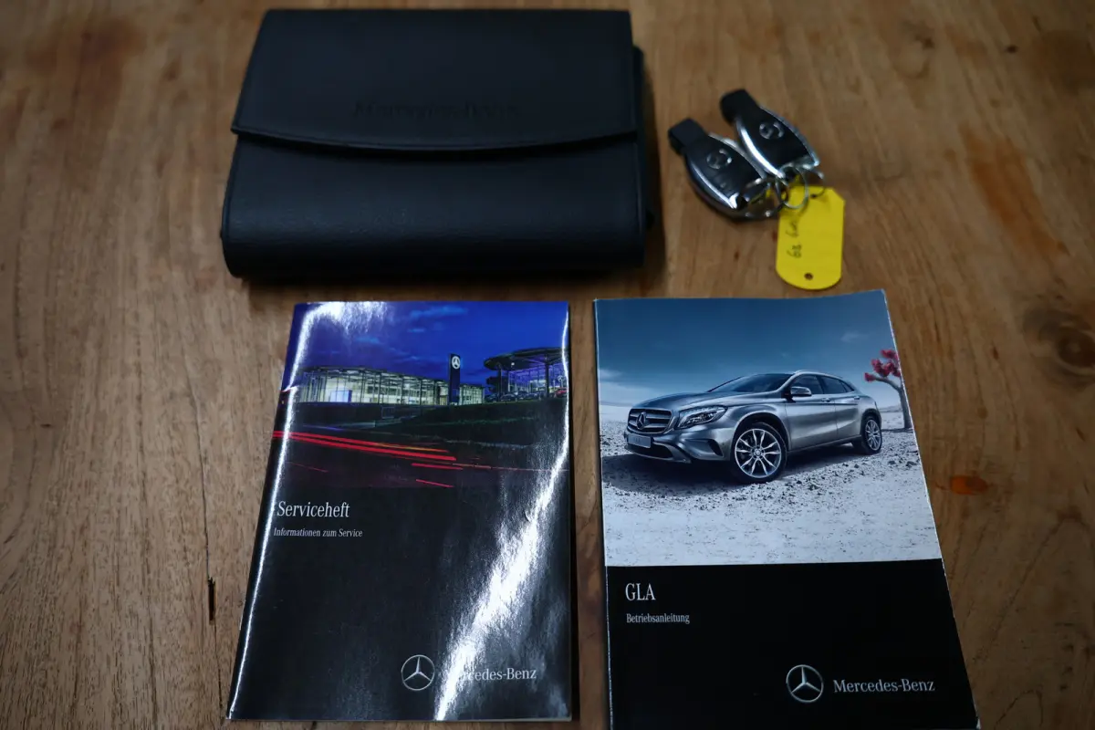 GLA 250 AUTOM 63000km AMG PANODAK LED AFN-TRHAK "15