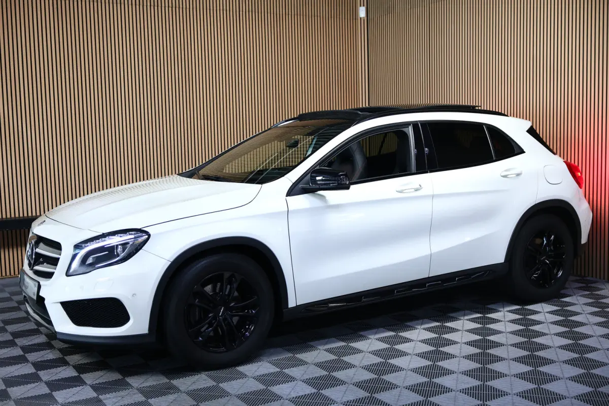 GLA 250 AUTOM 63000km AMG PANODAK LED AFN-TRHAK "15