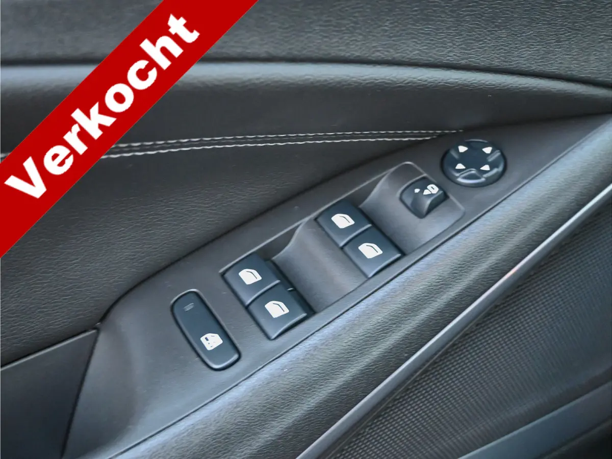 1.2 Turbo Elegance automaat, camera, clima, cruise, half leer, stoelverwarming, Apple Carplay